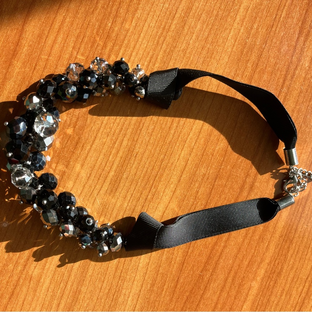 Crystal beads necklace